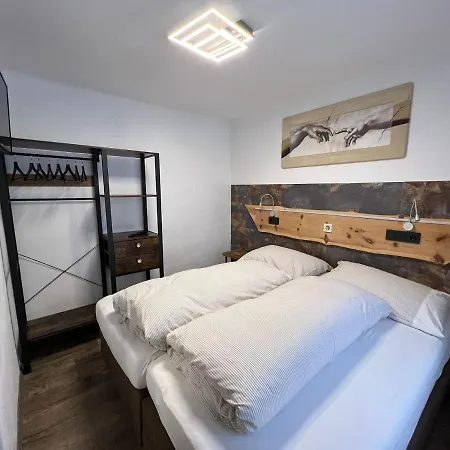 Haus Eder Steiner Bed & Breakfast Saalbach-Hinterglemm