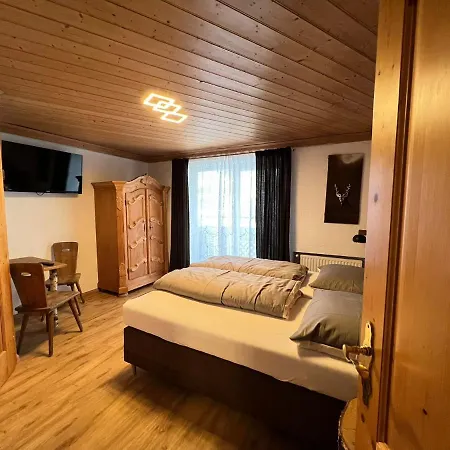 Bed & Breakfast Haus Eder Steiner *