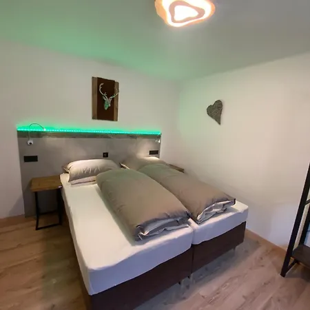 Oda ve Kahvaltı Haus Eder Steiner Saalbach-Hinterglemm