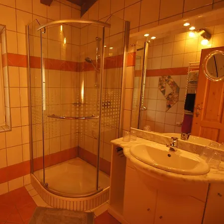 Haus Eder Steiner Oda ve Kahvaltı Saalbach-Hinterglemm